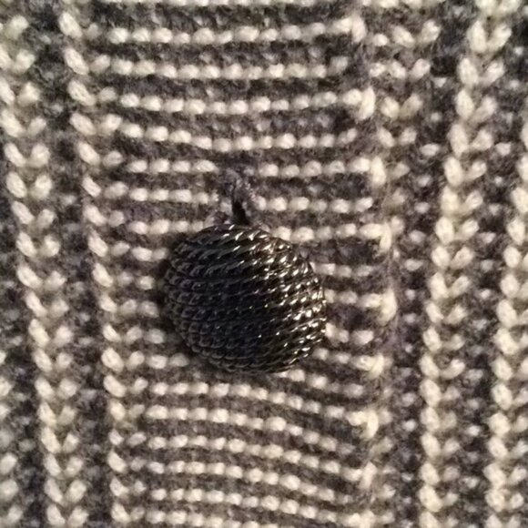 St. John Cardigan - Picture 3 of 7